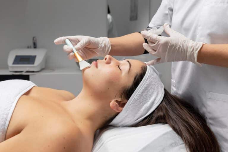 Guía completa de dermaplaning en Barcelona