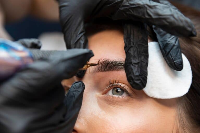Guía definitiva de Microblading Cejas Barcelona- técnicas y expertos